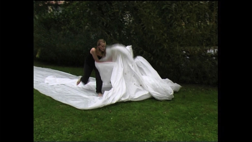 Performance dansée Entre les lignes